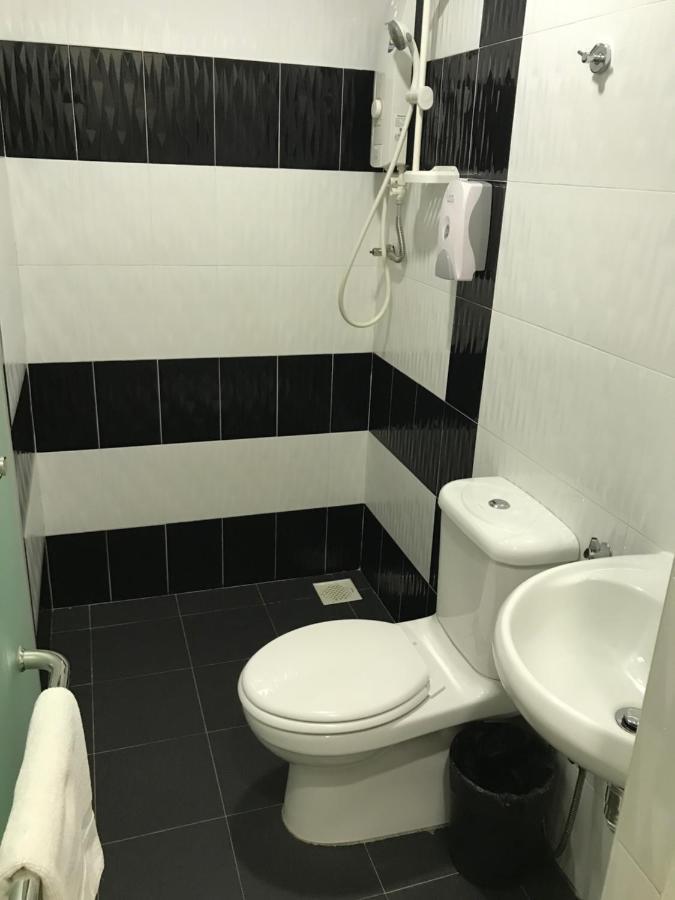 ג'והור בהרו Goody Hotel מראה חיצוני תמונה