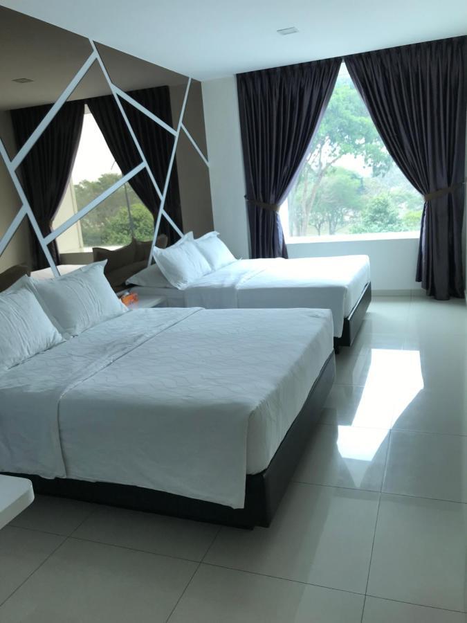 ג'והור בהרו Goody Hotel מראה חיצוני תמונה